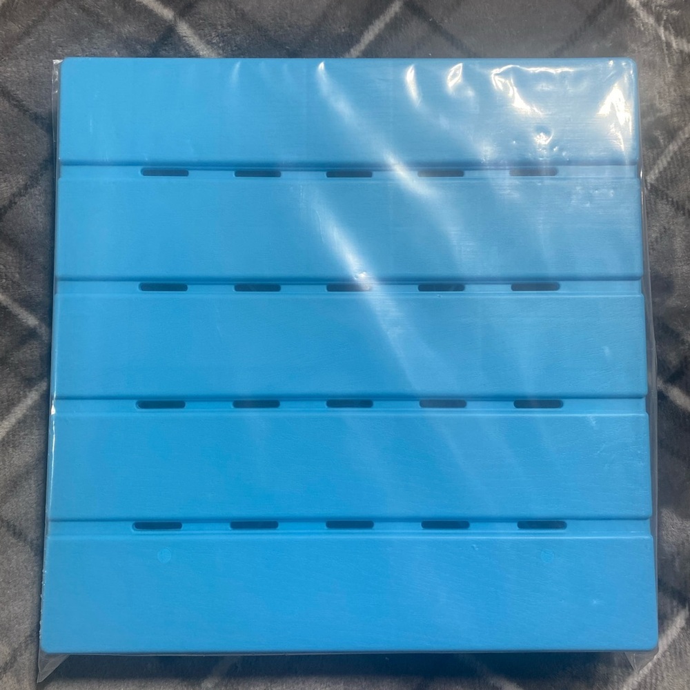 Target bullseye blue square plastic kids table